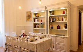 Sui Tetti Di Napoli Apartment